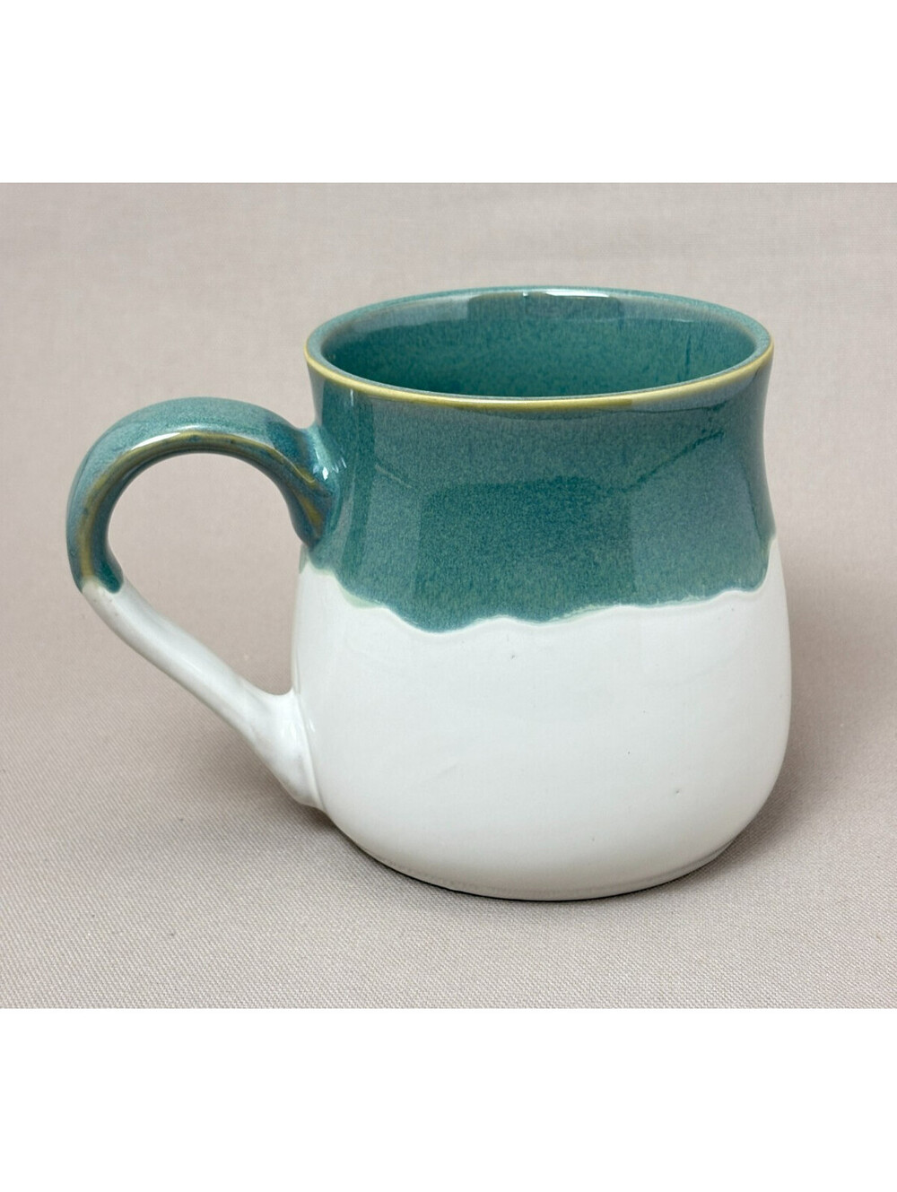 Boston Warehouse Leaf Bean Coffee Mug Teal Green White Stoneware Pottery 4.75"